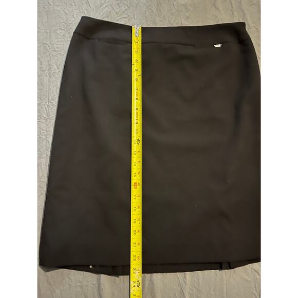 Tahari Arthur S. Levine Black Pencil Skirt Size 12 Classic Career - Picture 5 of 5